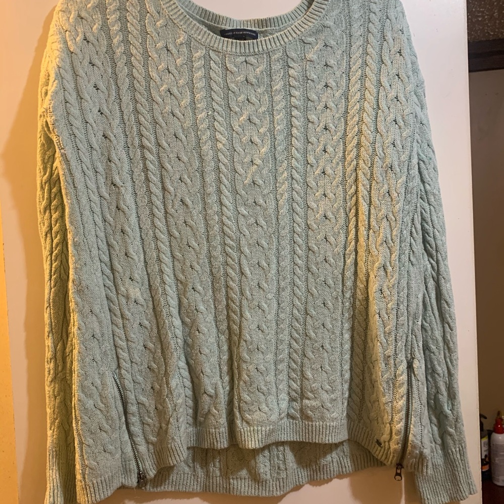 American eagle light blue sweater with cute zippers size lg